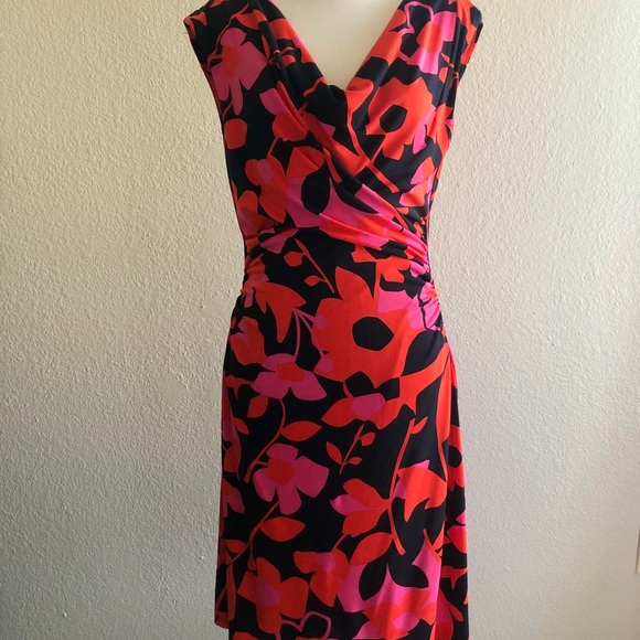 Vince Camuto Dresses & Skirts - Vibrant Poppy Faux Wrap Dress